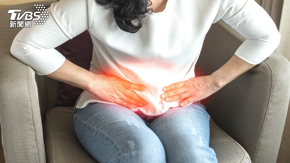 女子不菸不酒、卻因愛吃紅肉及加工肉品罹患胰臟癌。（示意圖／Shutterstock達志影像）