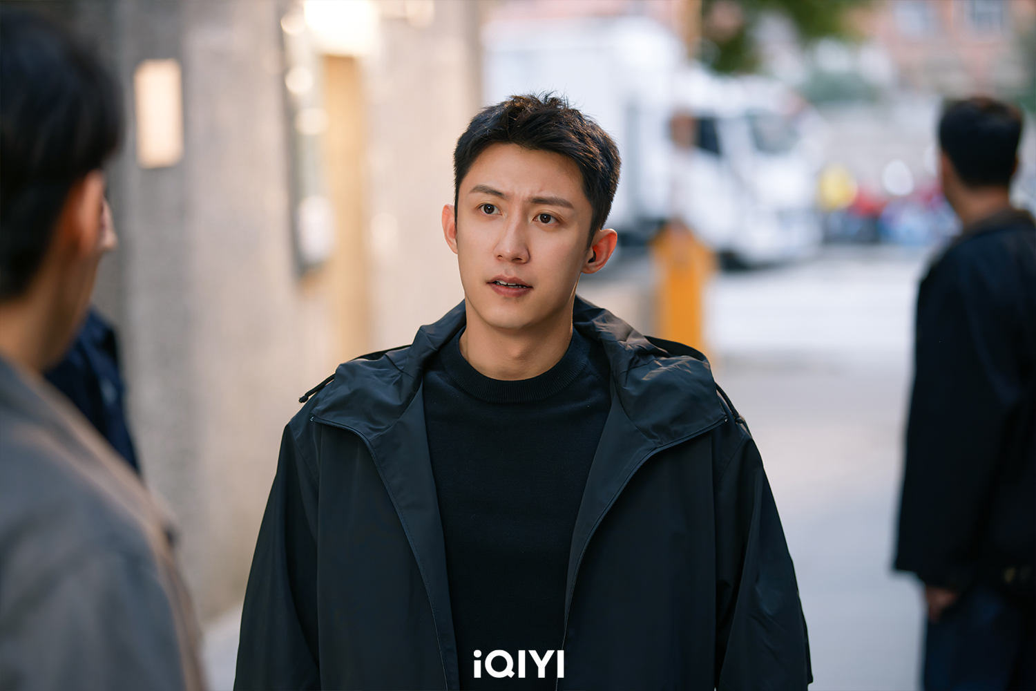 黃景瑜在《冬至》飾演刑警江成屹。(圖/iQIYI愛奇藝國際版提供)