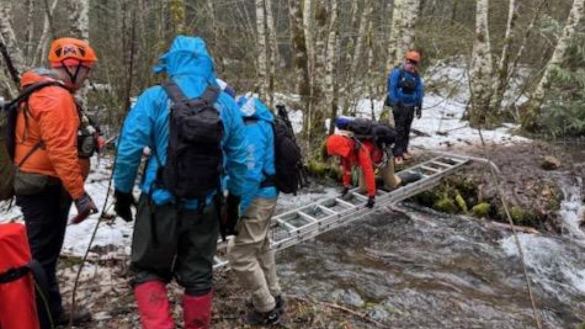 美國有2名為了尋找「大腳怪」的男子在進入森林後不幸喪命。（圖／翻攝自Facebook@Skamania County Sheriff’s Office）