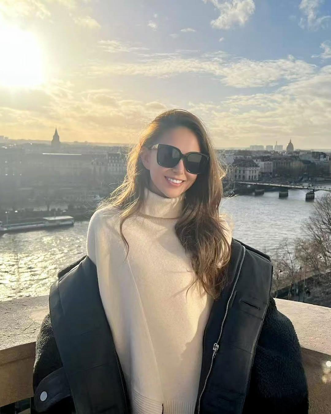 昆凌曬出1至12月照片回顧2024年。（圖／翻攝自IG ＠hannah_quinlivan）