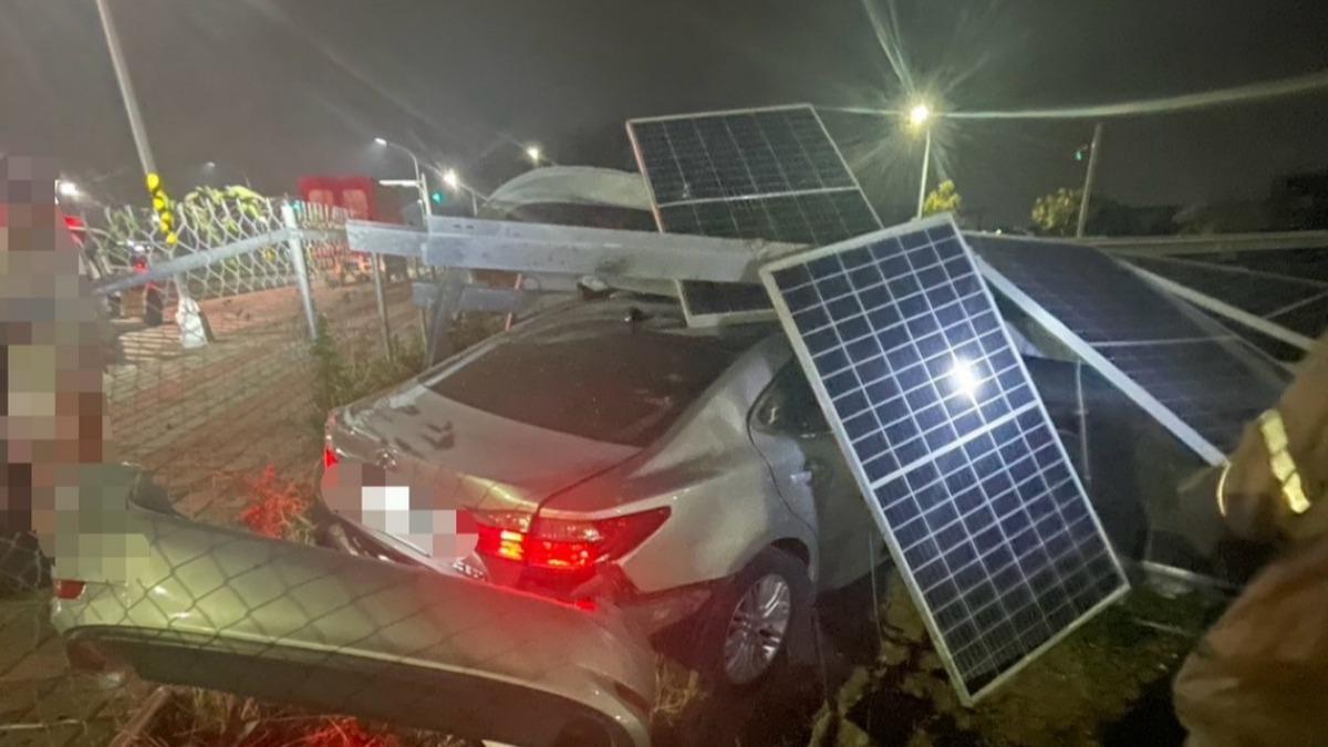 石男遭房內的鋼管插入喉部慘死。（圖／民眾提供）