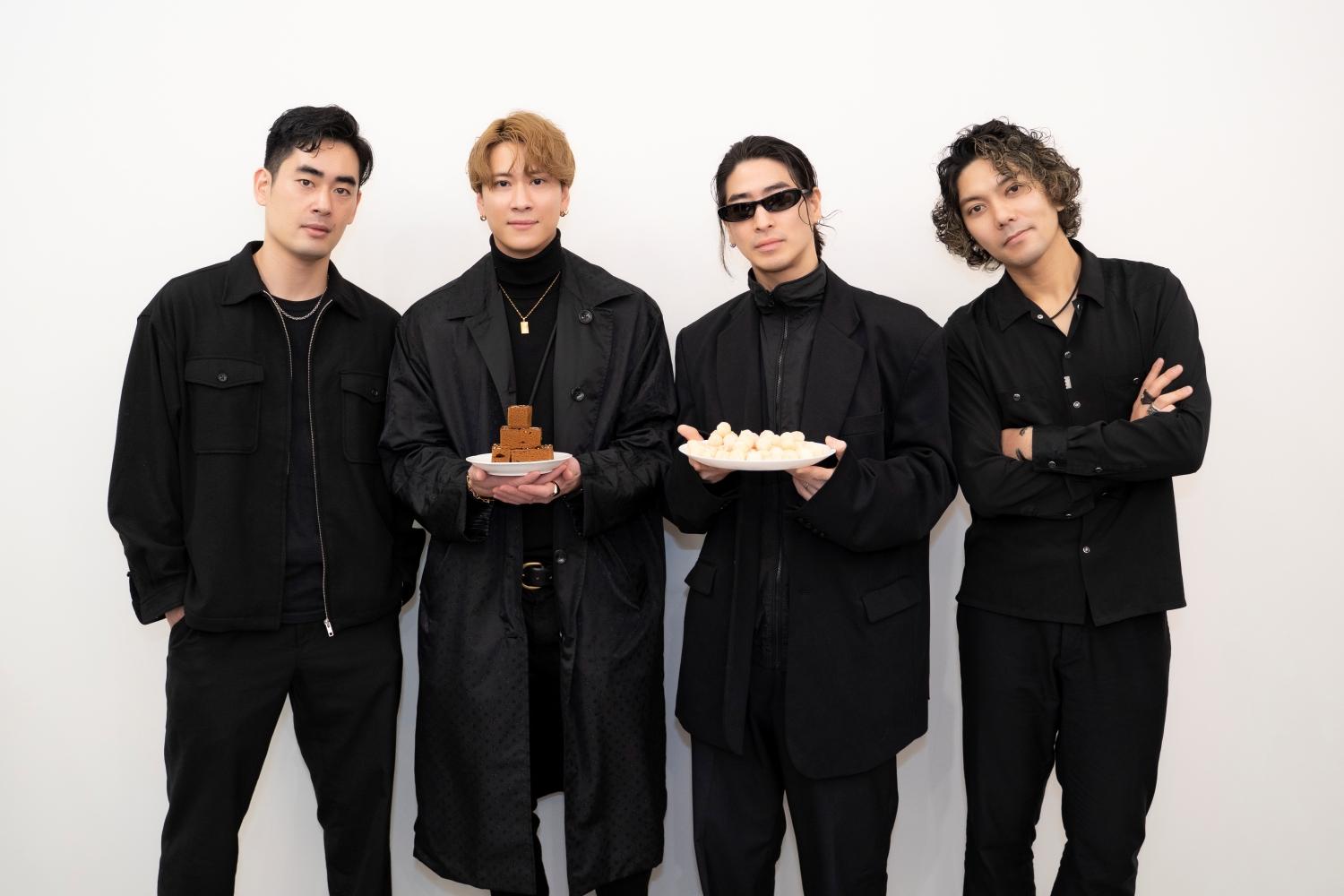 電台送好運甜點給I Don't Like Mondays.。(圖/Hit Fm聯播網提供)