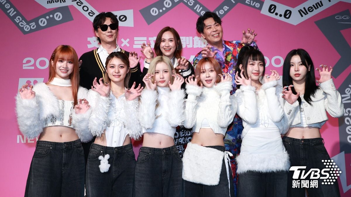 吳姍儒和蕭煌奇、邵大倫、GENBLUE幻藍小熊出席記者會。(圖/黃城碩攝)