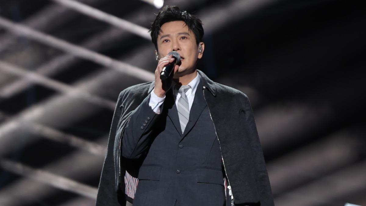 張信哲難得在春節開唱,將帶著媽媽等家人一起到澳門旅遊。(圖/潮水音樂提供)