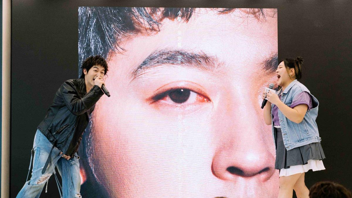 吳思賢搶先公布單曲封面。（圖／華納音樂提供）