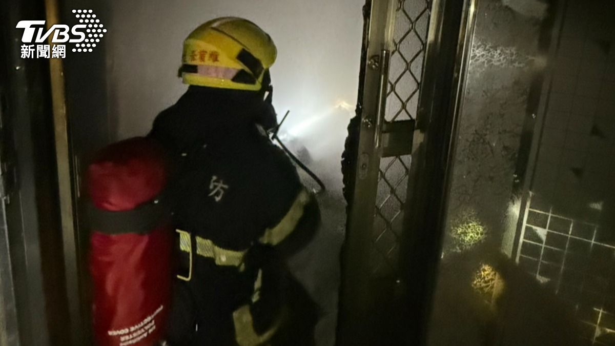 男屋主全身72%二度燒燙傷。（圖／TVBS）