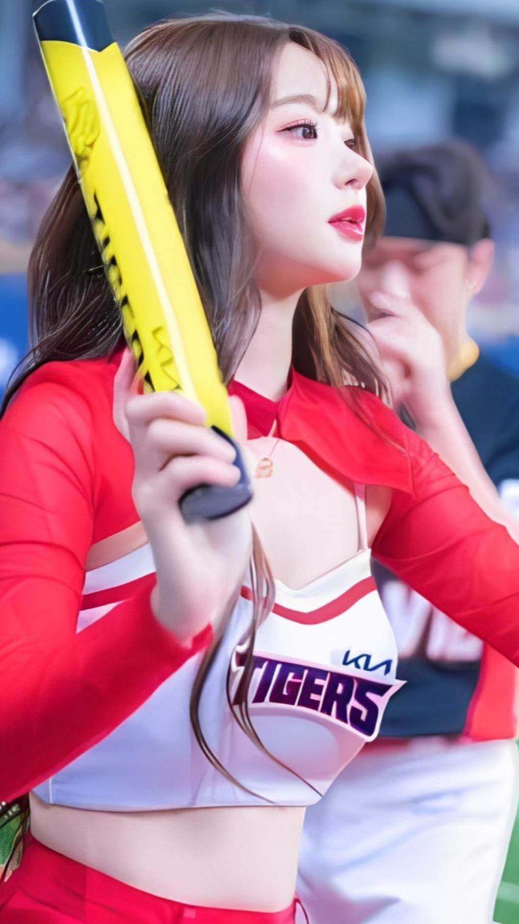 被瘋傳有可能來台發展的李珠珢排第三名。（圖／取自IG）