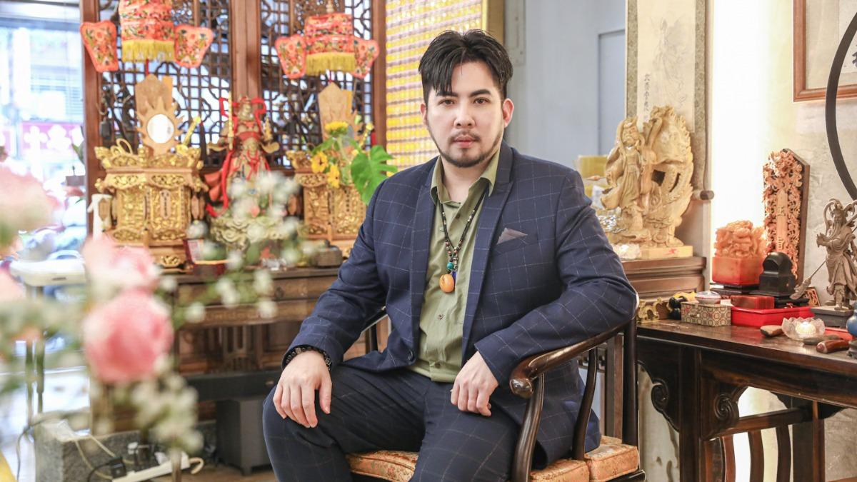 阿谷老師表示趙露思前世是紅牌歌技。（圖／秦云殿提供）