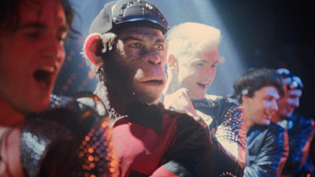 羅比威廉斯在自傳電影《更好的人》中化身一隻猴子。（圖／台北双喜提供）