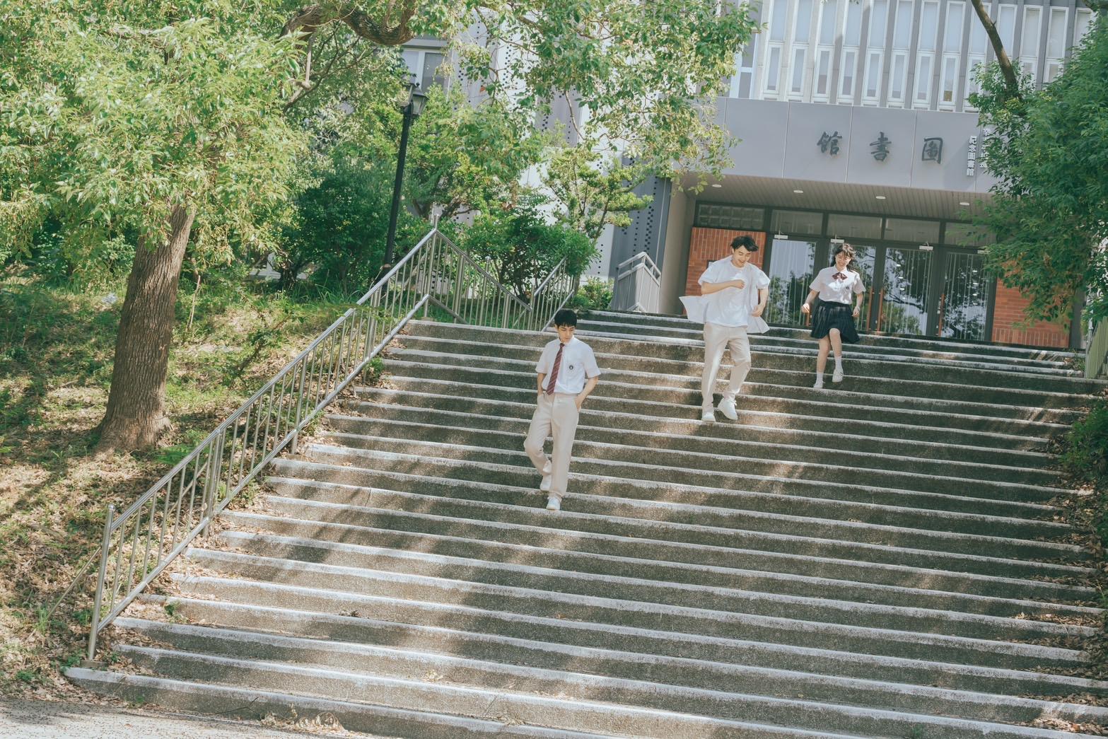 施柏宇、程予希、林子閎電影中捲三角戀。（圖／阿榮影業提供）