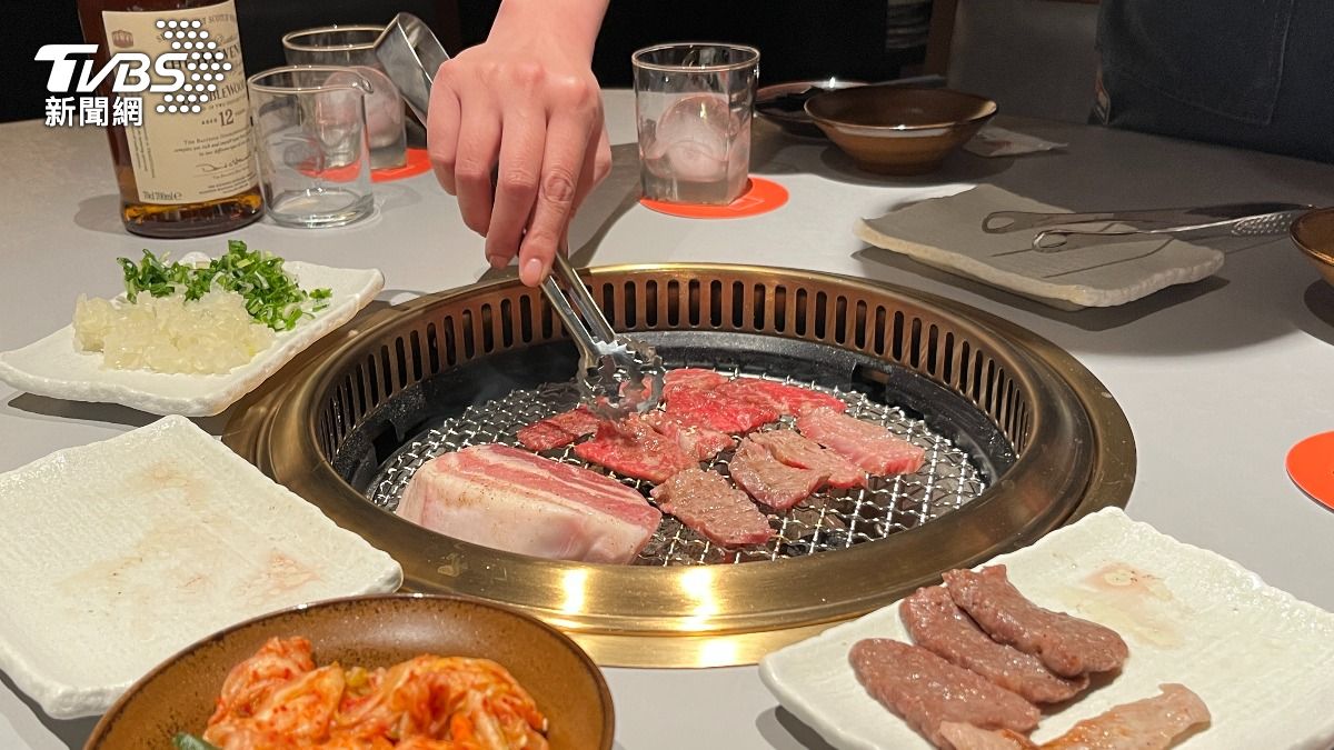 胡同裏燒肉開幕。（圖／陳祁攝）