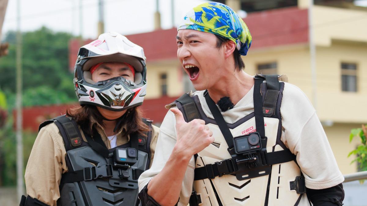 江宏傑（右）終於首贏錢薇娟。（圖／好看娛樂提供）