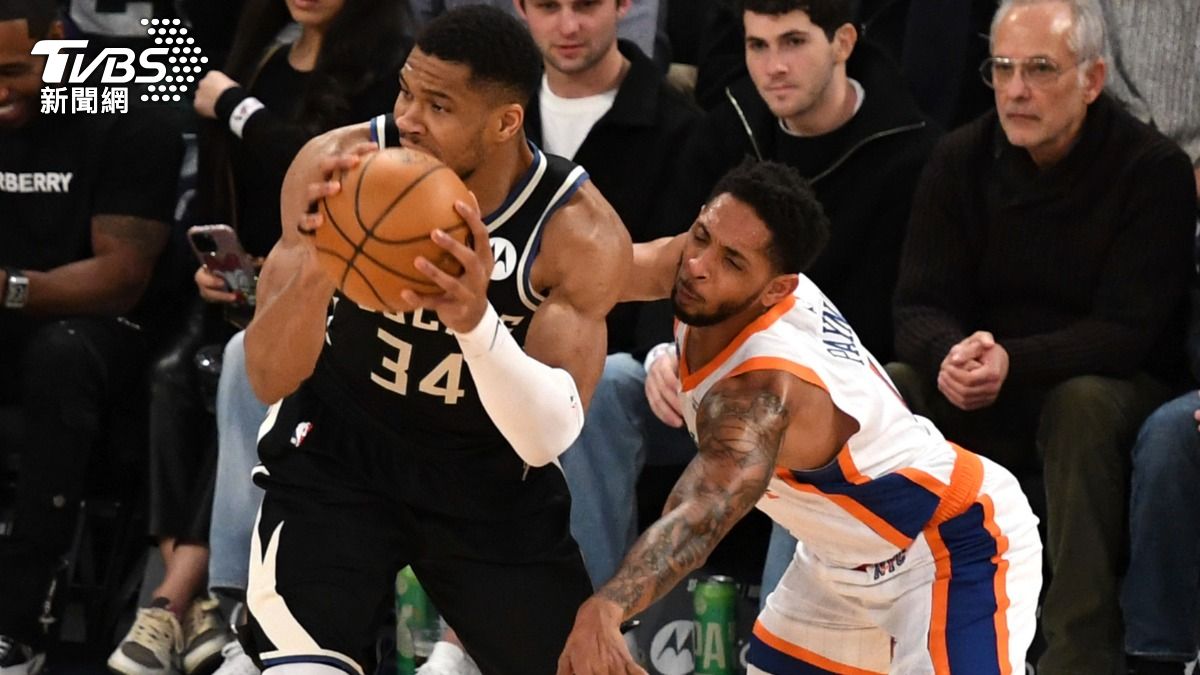 字母哥攻下隊高24分13籃板。（圖／達志影像美聯社）