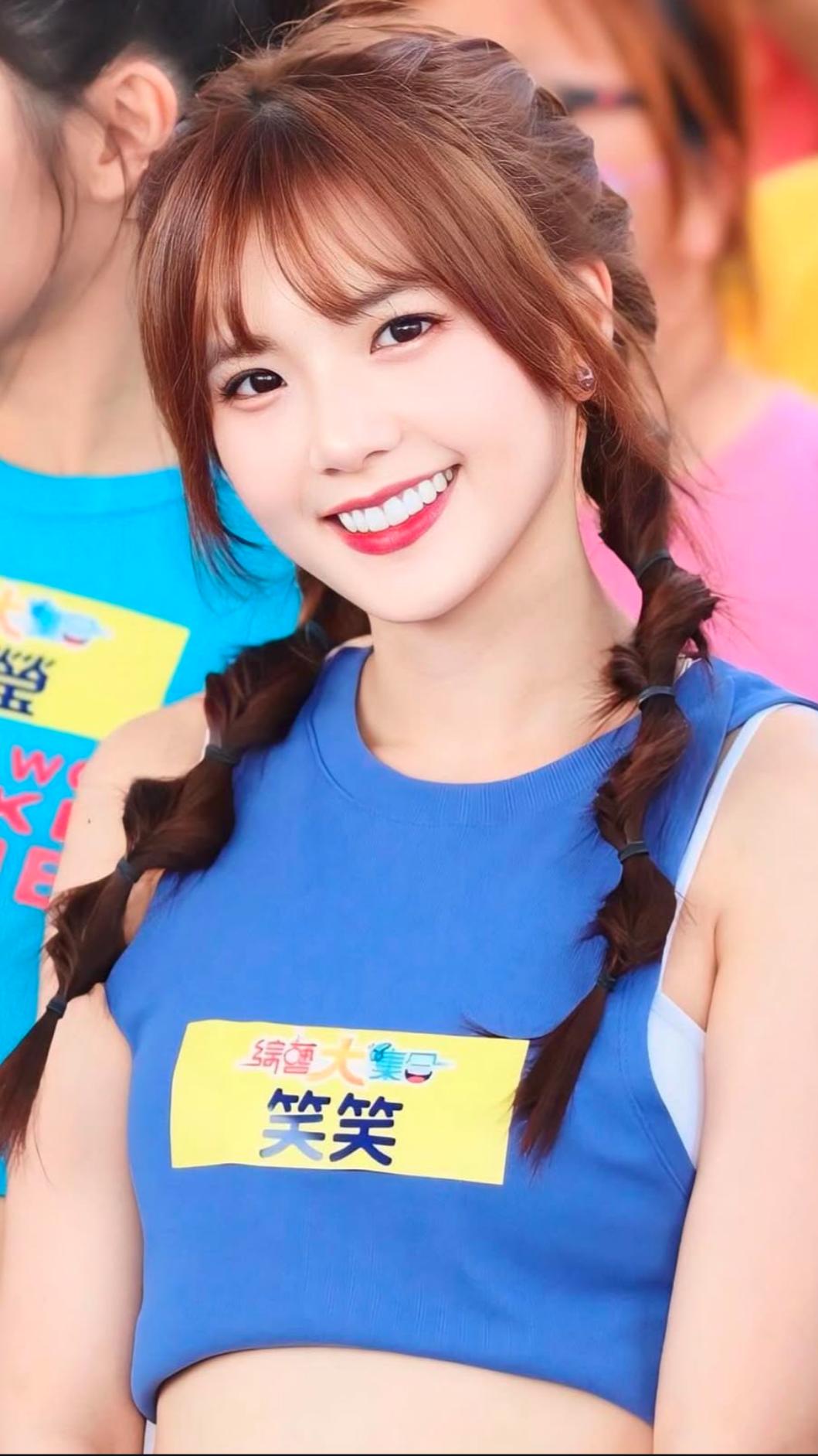笑笑加盟樂天女孩。（圖／樂天桃猿提供）