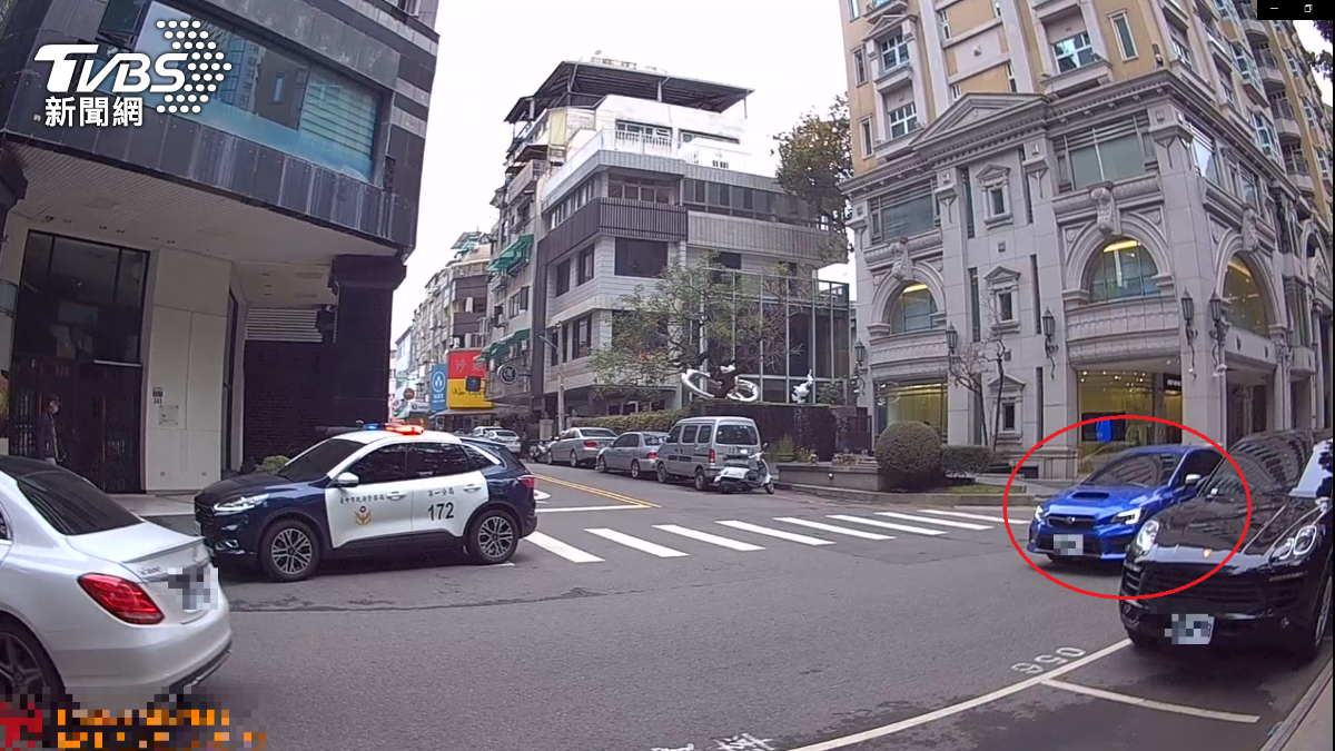 速霸陸硬皮鯊車漁翁得利。（圖／TVBS）