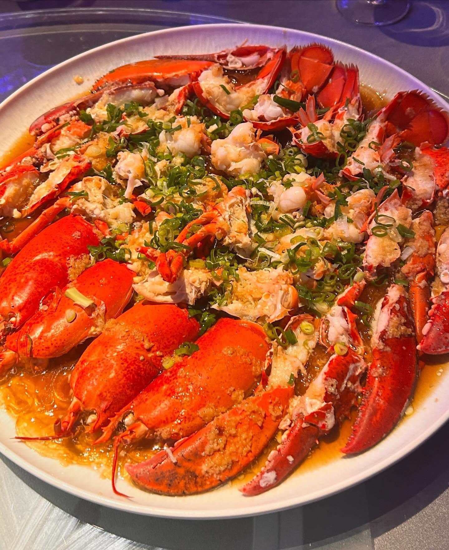 遠雄人壽尾牙山珍海味包辦。（圖／Threads ＠candy.cc.chen授權使用）