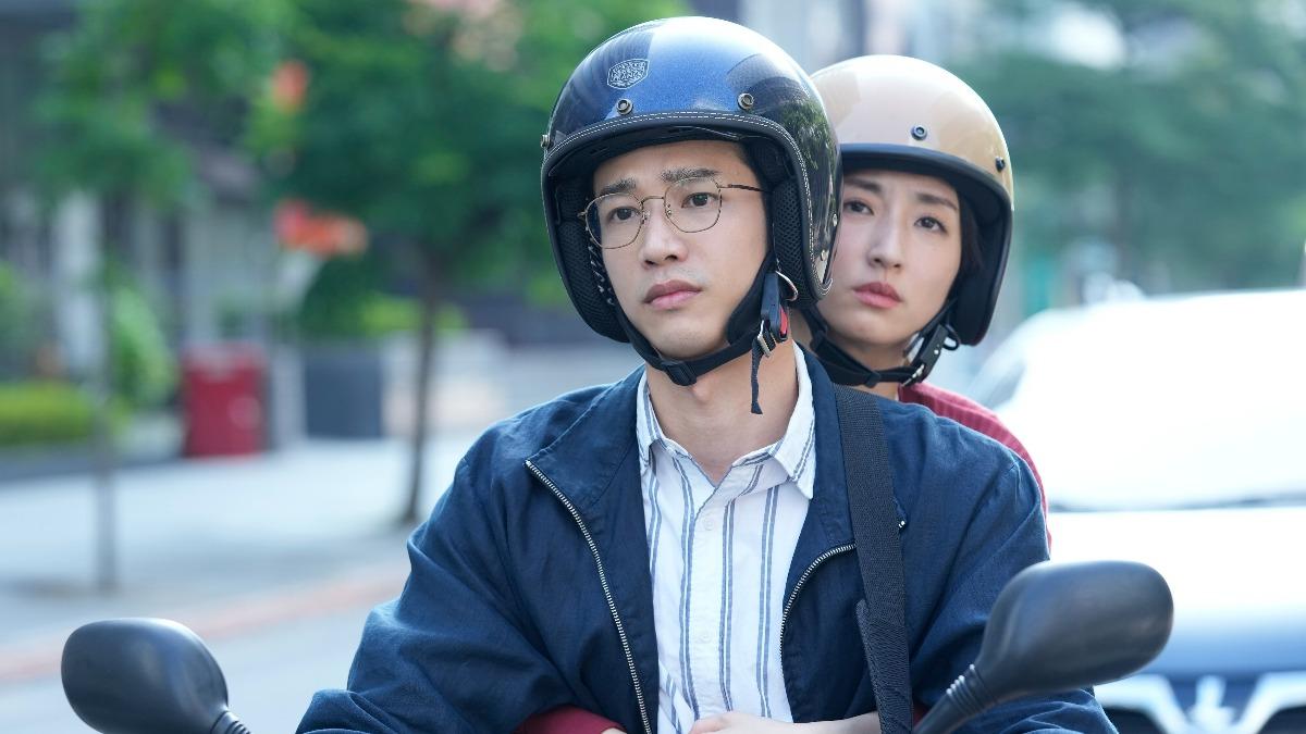 柯佳嬿、劉以豪成夫妻，有感「結婚是修煉的開始」。（圖／Netflix提供）