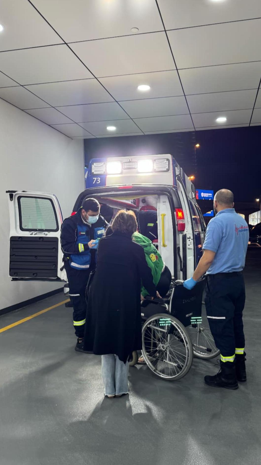 沈春華的女兒送醫。（圖／翻攝沈春華臉書）