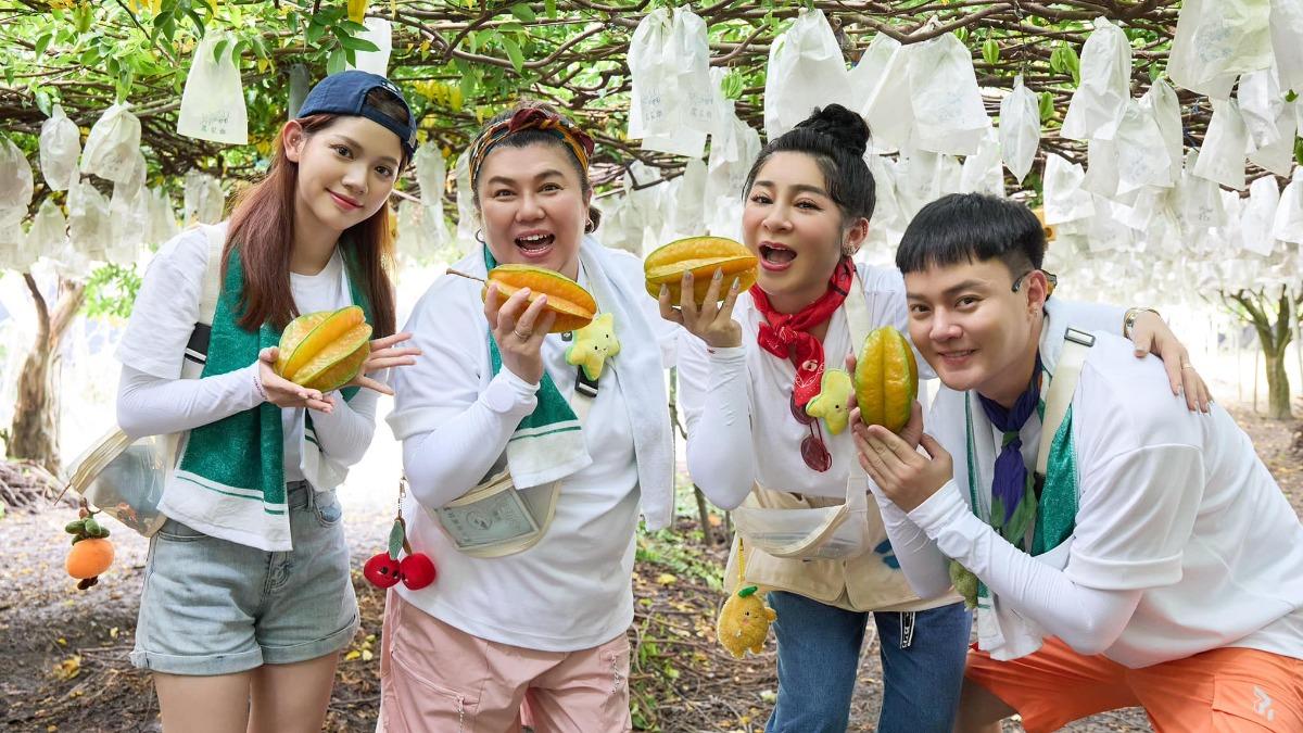 庭庭（左起）、林美秀、王彩樺、許富凱主持《瓜田冠軍的誕生》。（圖／三立提供）