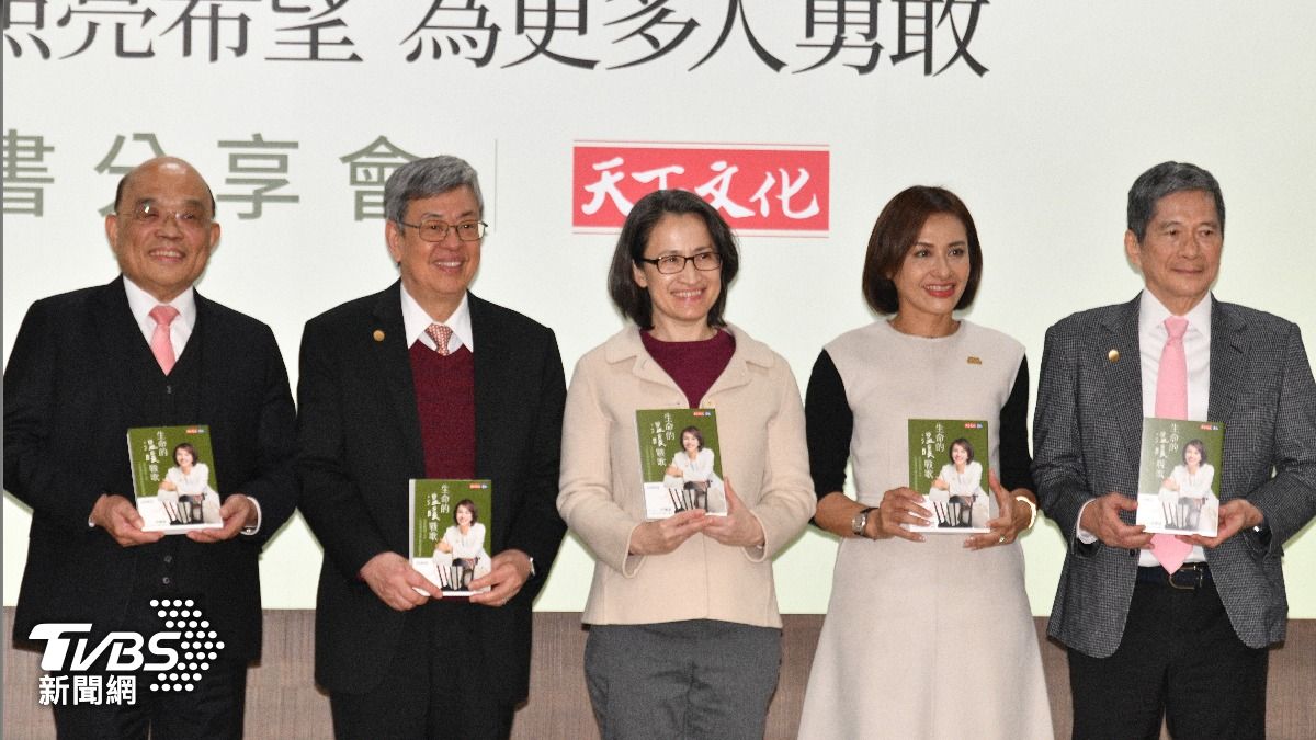 （左起）蘇貞昌、陳建仁、蕭美琴、邱議瑩與李永得。（圖／胡瑞麒攝）