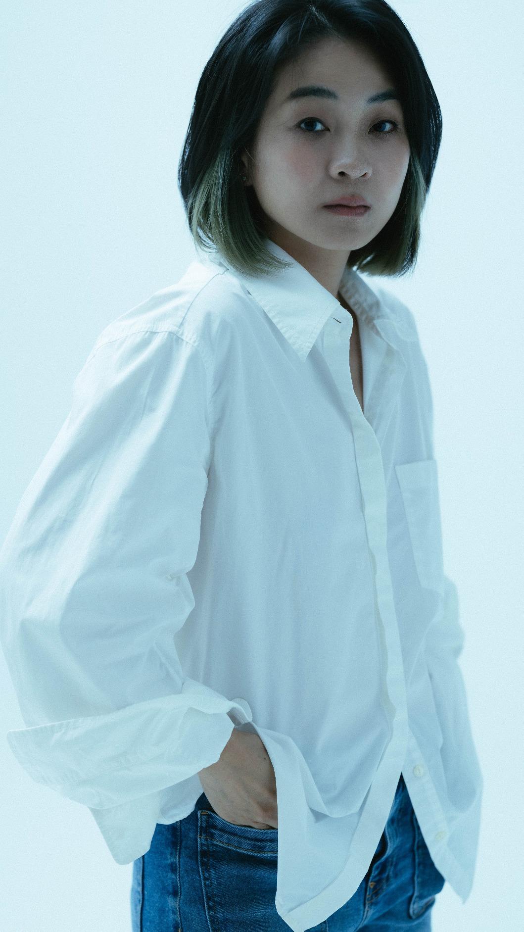 陳雪甄新作不斷。（圖／《我們的。演藝工作室》提供）