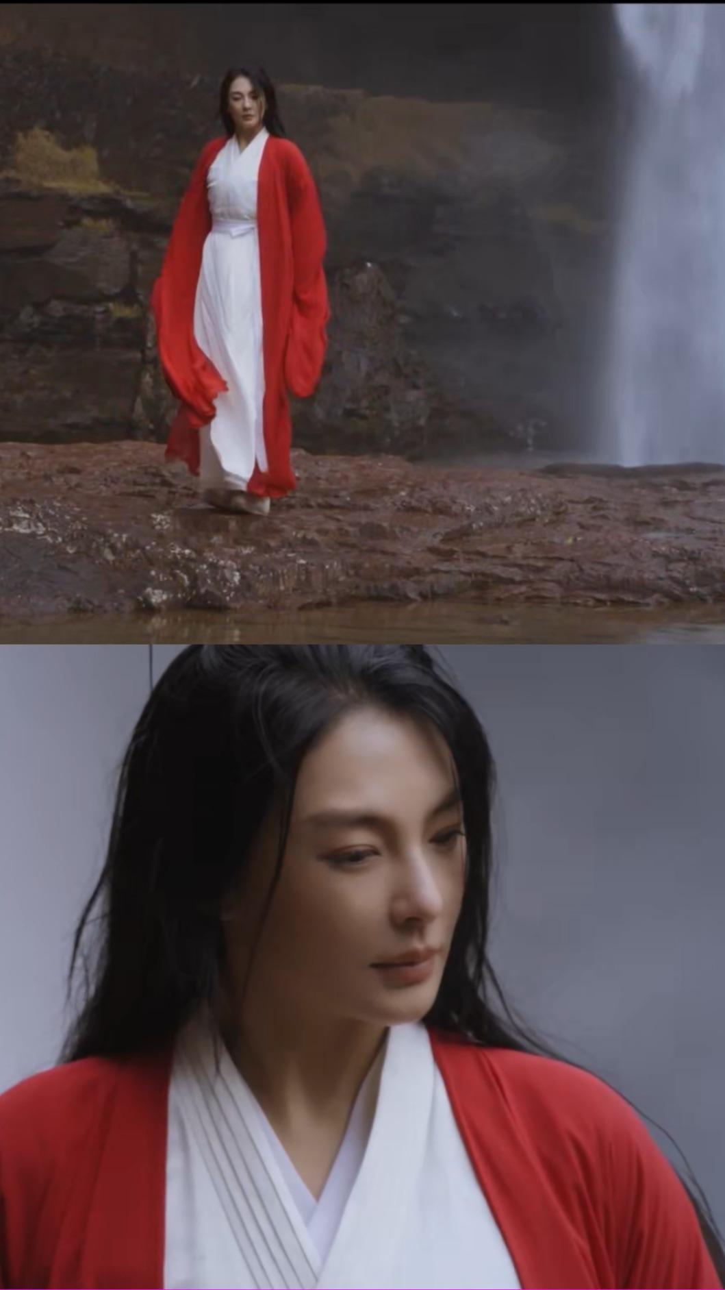 張雨綺詮釋東方不敗高傲冷豔的姿態。（圖／翻攝自微博）