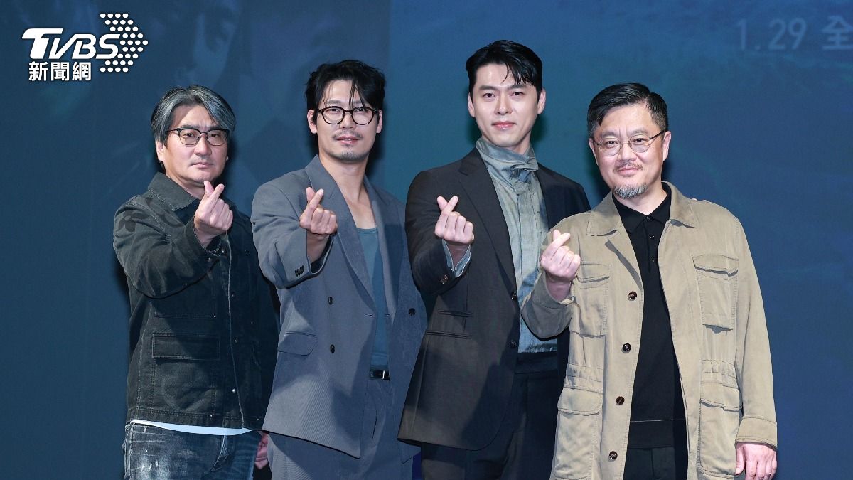 左起製片金元國、朴勳、玄彬、導演禹民鎬。（圖／黃城碩攝）