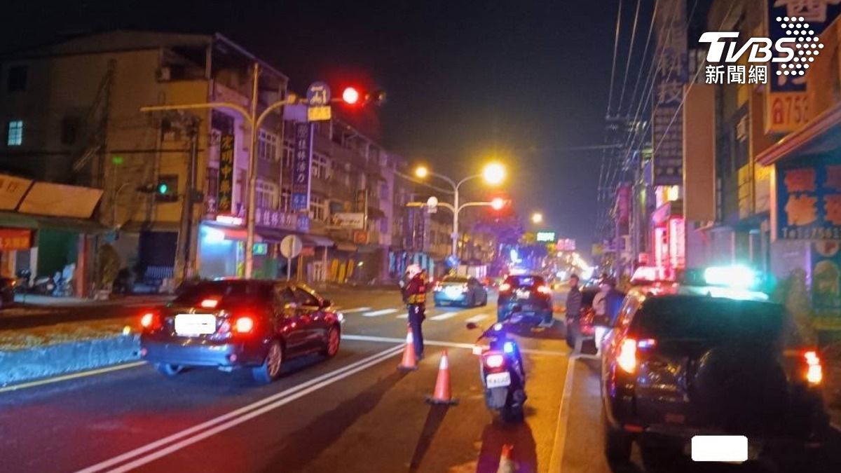 救護人員到場時，陳男已失去呼吸心跳。（圖／TVBS）