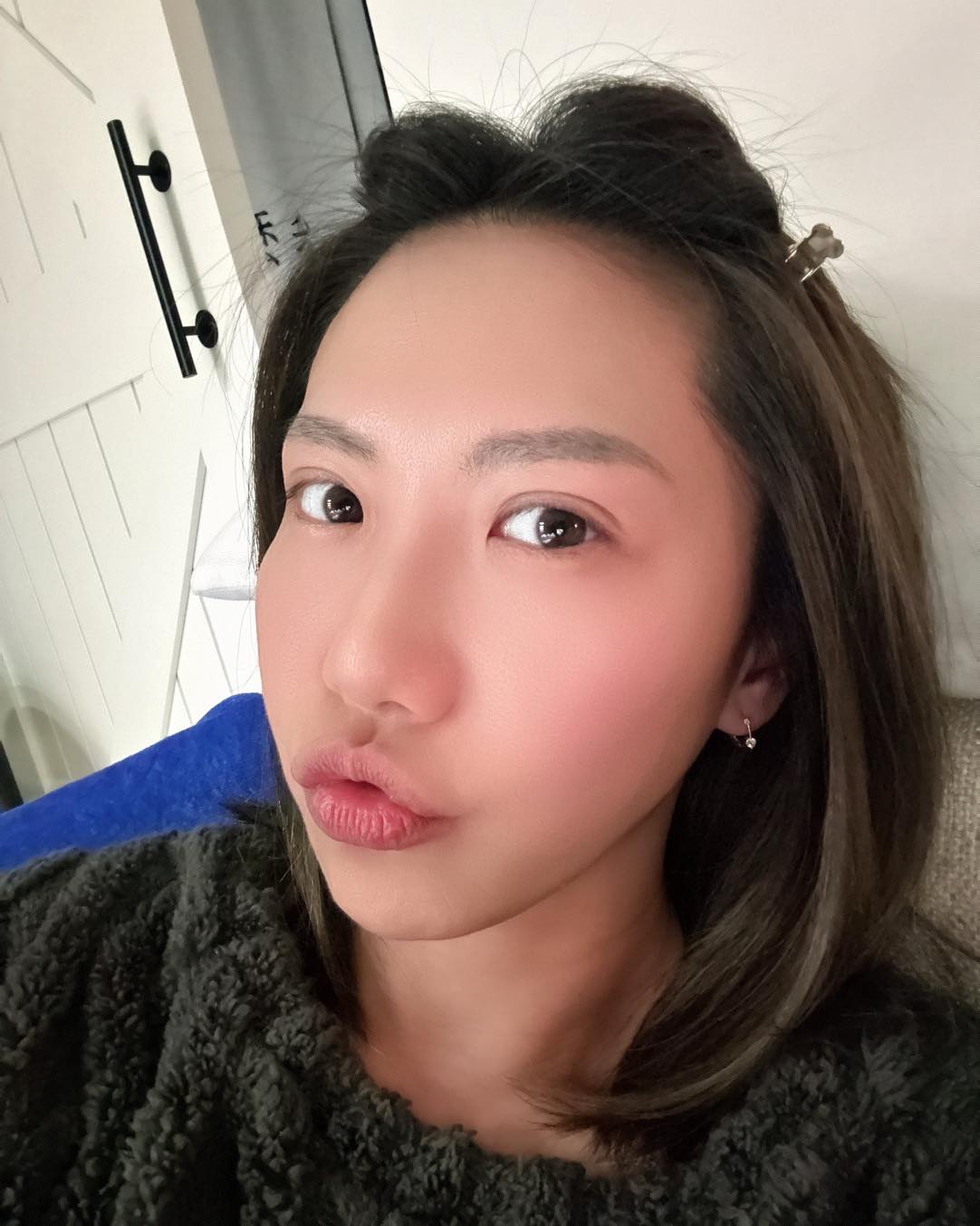 大牙進組拍戲感嘆自己老了。（圖／翻攝自臉書）