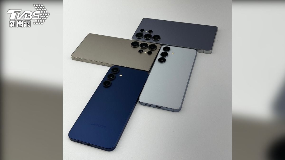三星今年再推出 Galaxy S25 Ultra | S25+ |S25 共三款機種。（圖／陳昫蓁攝）