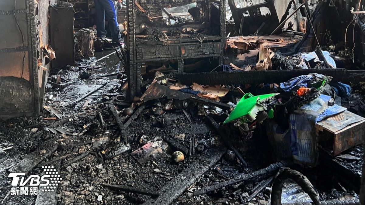 心愛家園早已燒到面目全非。（圖／TVBS）
