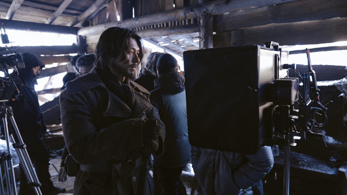 玄彬在片中飾演抗日英雄「安重根」。（圖／網銀國際影視提供）