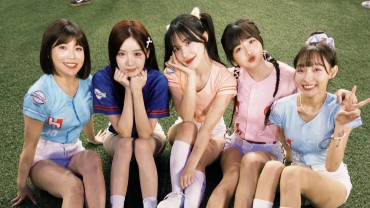 壯壯（左起）、菲菲、李多慧、籃籃以及林襄開心合體。（圖／翻攝自菲菲IG）