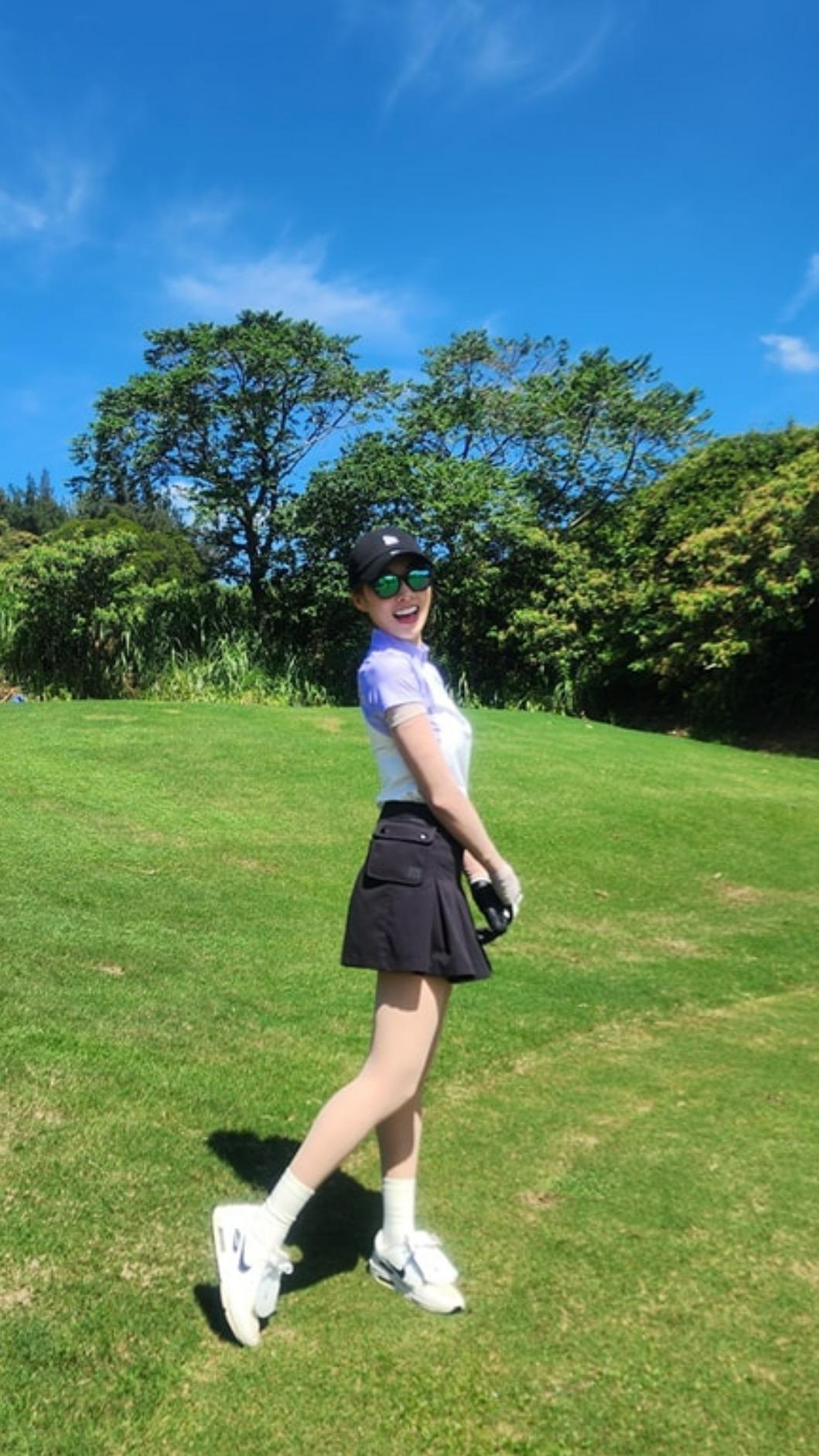 夏語心春節計畫打高爾夫度過。（圖／翻攝自夏語心臉書）