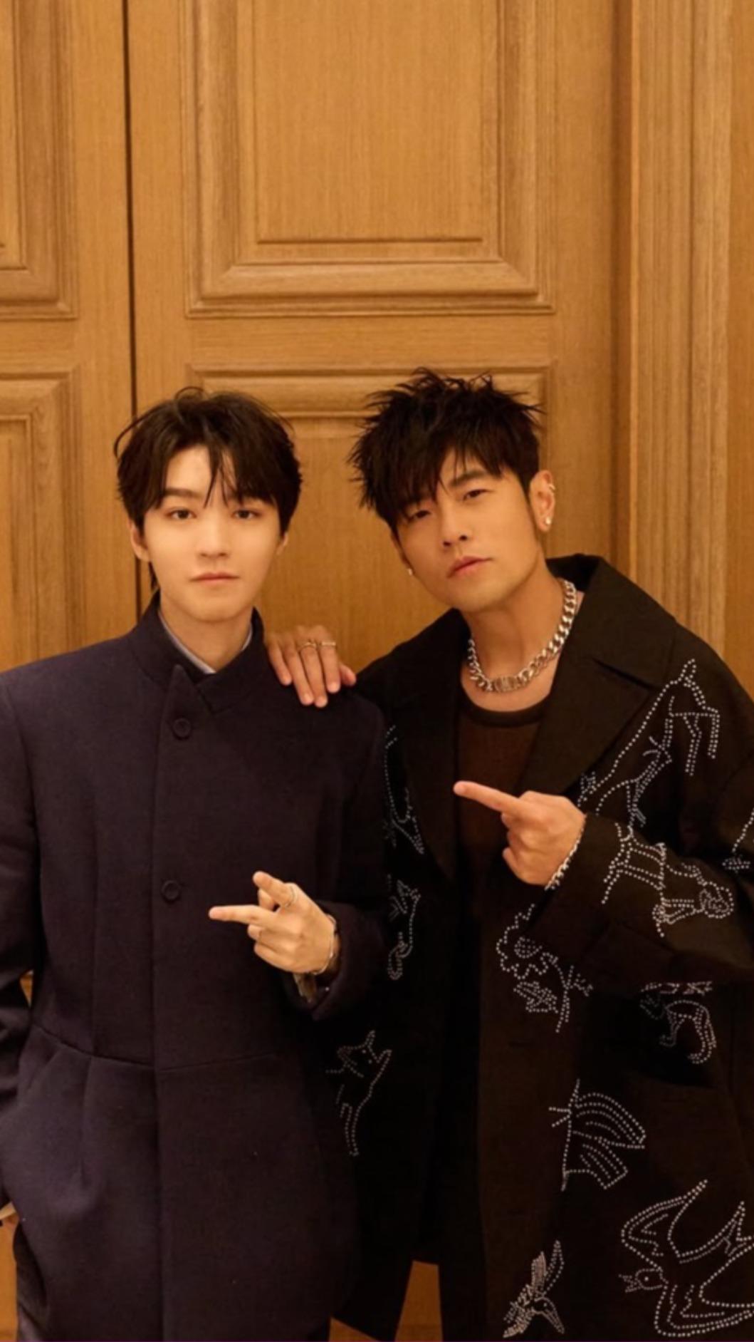 大陸男星王俊凱曬出跟周杰倫合影，親暱喊「哥哥」。（圖／翻攝自王俊凱IG）