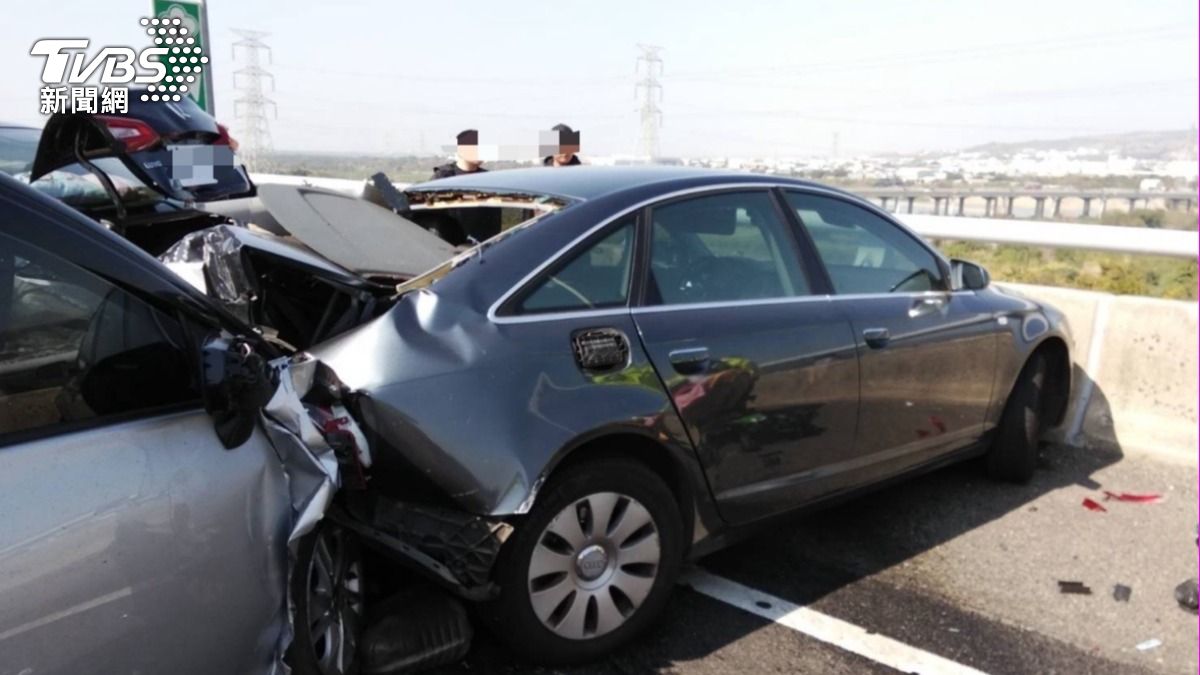 這起事故造成5人受傷。（圖／TVBS）