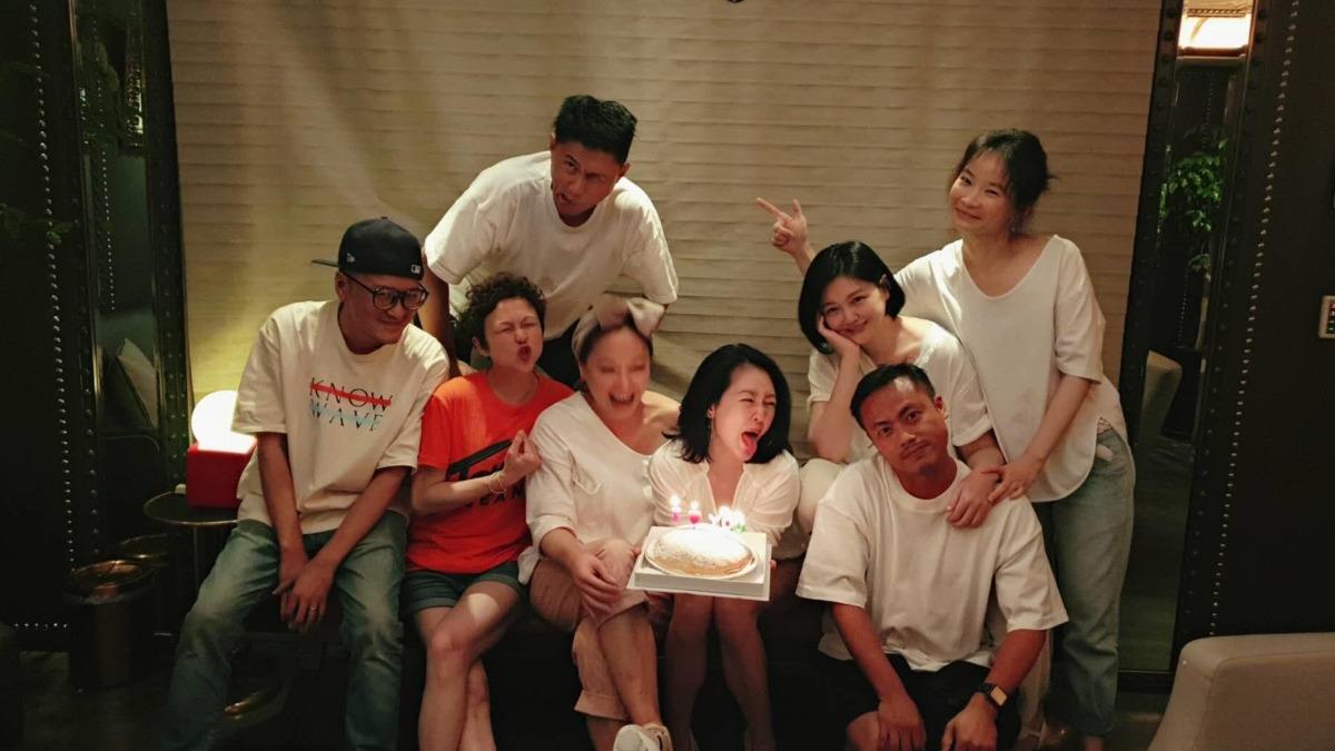 小刀PO高中同學聚會照面，悼念大S。（圖／翻攝自彭小刀threads）