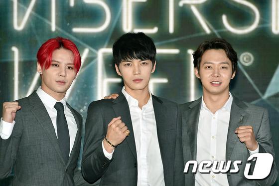 離開SM娛樂後，金俊秀、金在中、朴有天（左起）組成JYJ。（圖／news1提供）