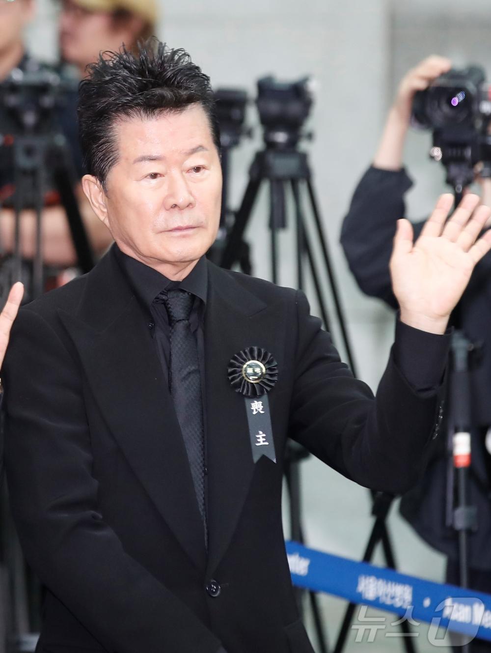 太真兒去年7月才送走另一老歌歌手玄哲。（圖／news1提供）