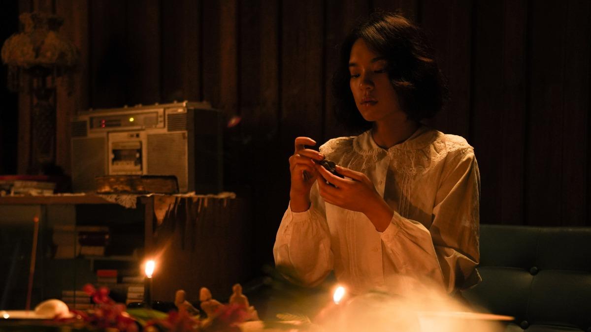 《邪降女帝》片中殘暴至極的施虐畫面，挑戰觀眾的恐懼極限。（圖／威視電影提供）