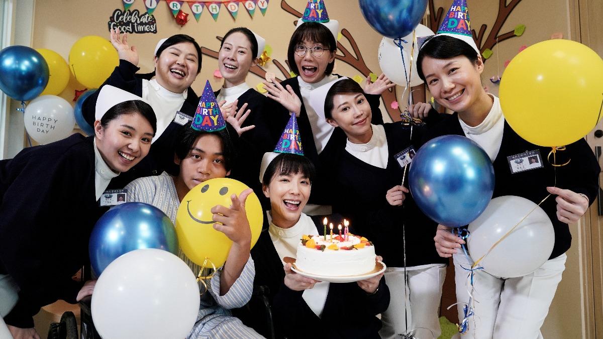 大愛劇《生日快樂》講述東臺灣第一間安寧病房的真實故事。（圖／大愛提供）