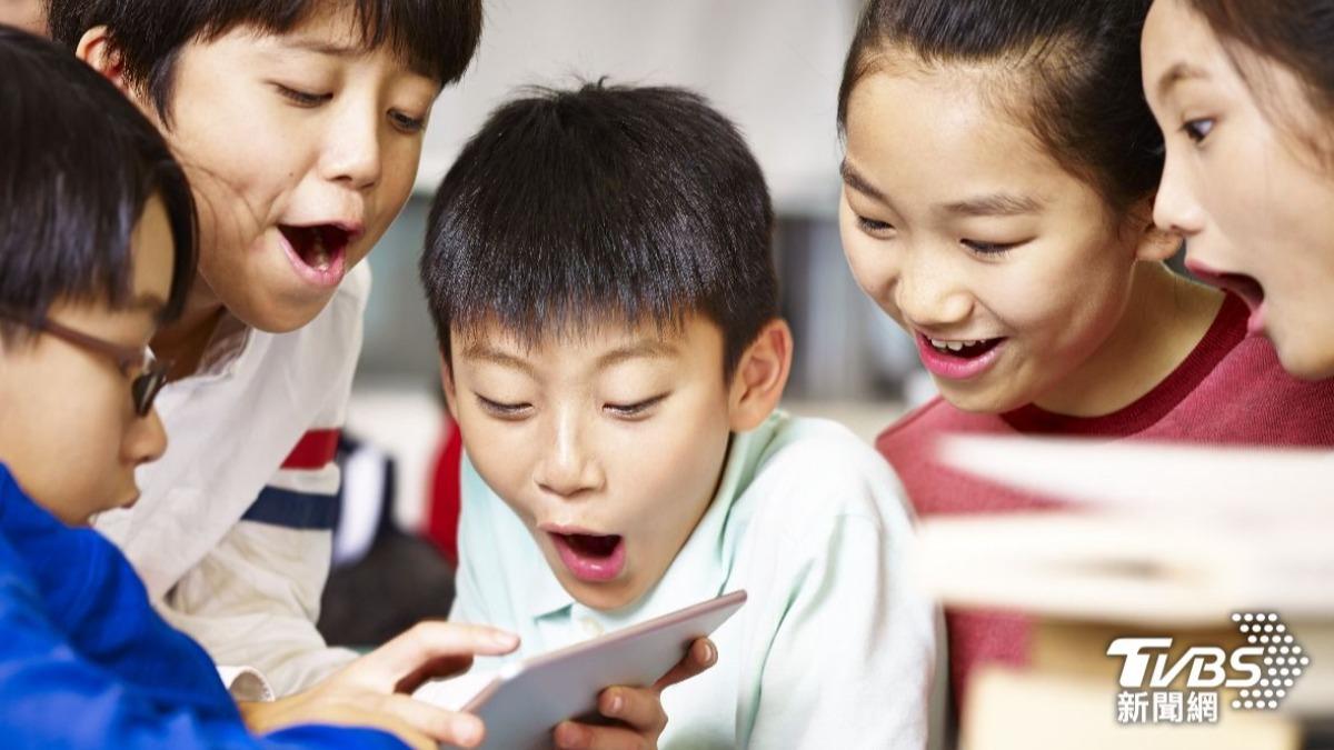 有網友表示有小學生用Gmail聊天。（示意圖／shutterstock達志影像）