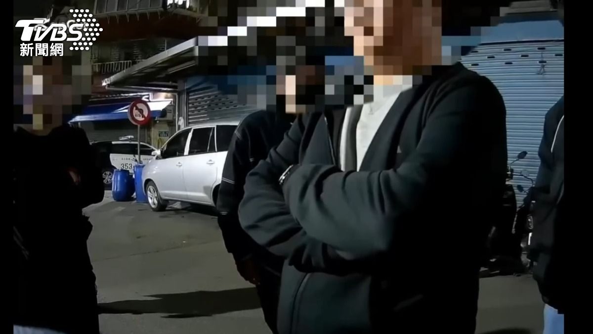 警方找到涉案的吳男等人。（圖／TVBS）