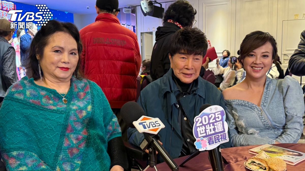 李珮菁（左）、謝雷和喬幼出席記者會。（圖／陳薈涵攝）