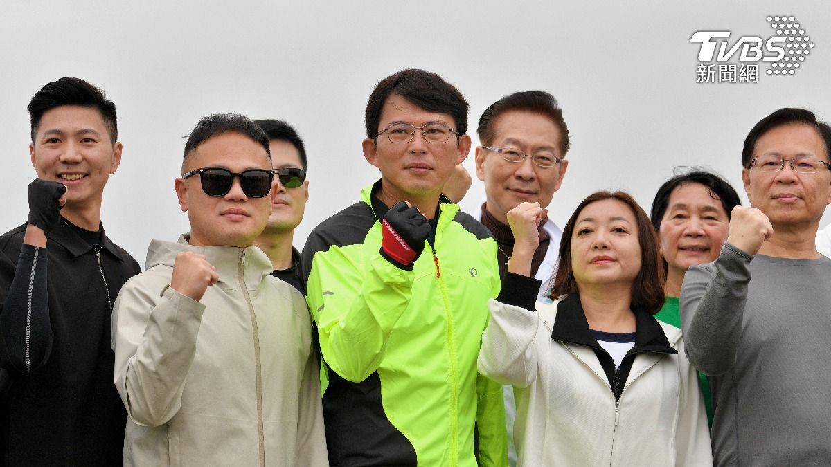 黃國昌帶領黨公職一同參加一日北高集訓。（圖／胡瑞麒攝）