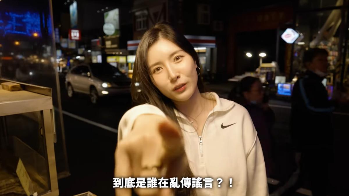 南珉貞得知烤玉米價格後替店家抱不平。（圖／翻攝自YT@남민정 南珉貞）