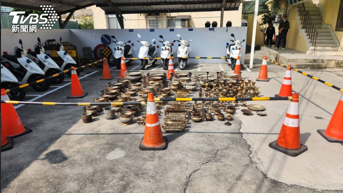 寺廟方總計損失約12.7萬元。（圖／TVBS）