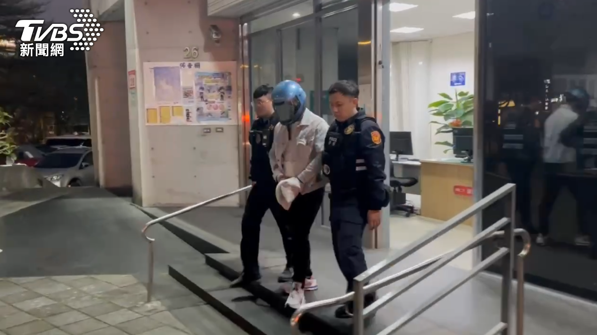 最終在熱心民眾協助下，警方順利逮獲犯嫌。（圖／TVBS）