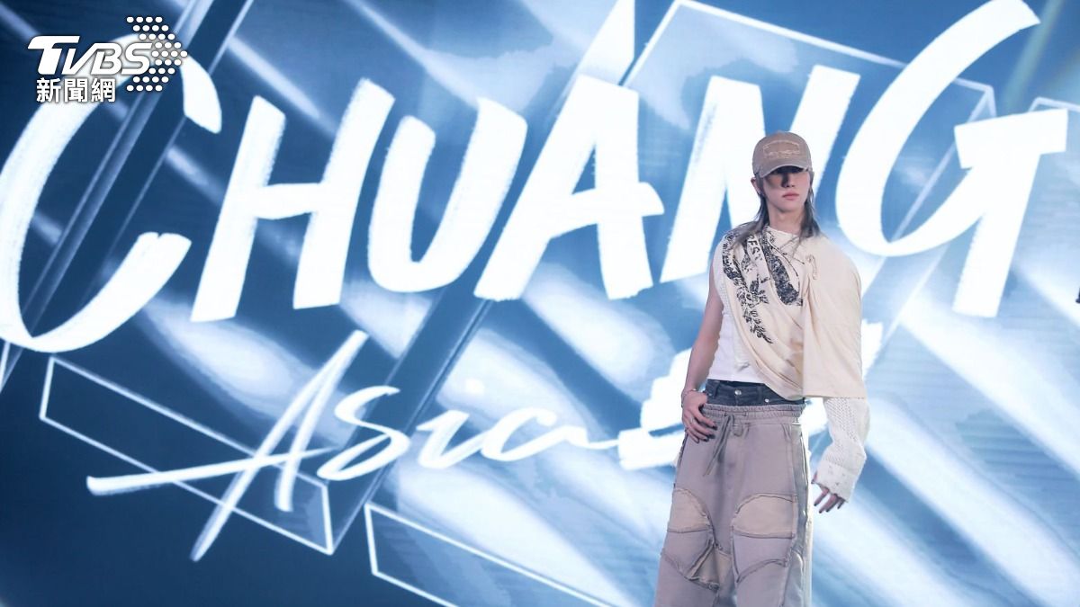 《創造營亞洲第二季》導師首秀-BamBam。（圖／TVBS）