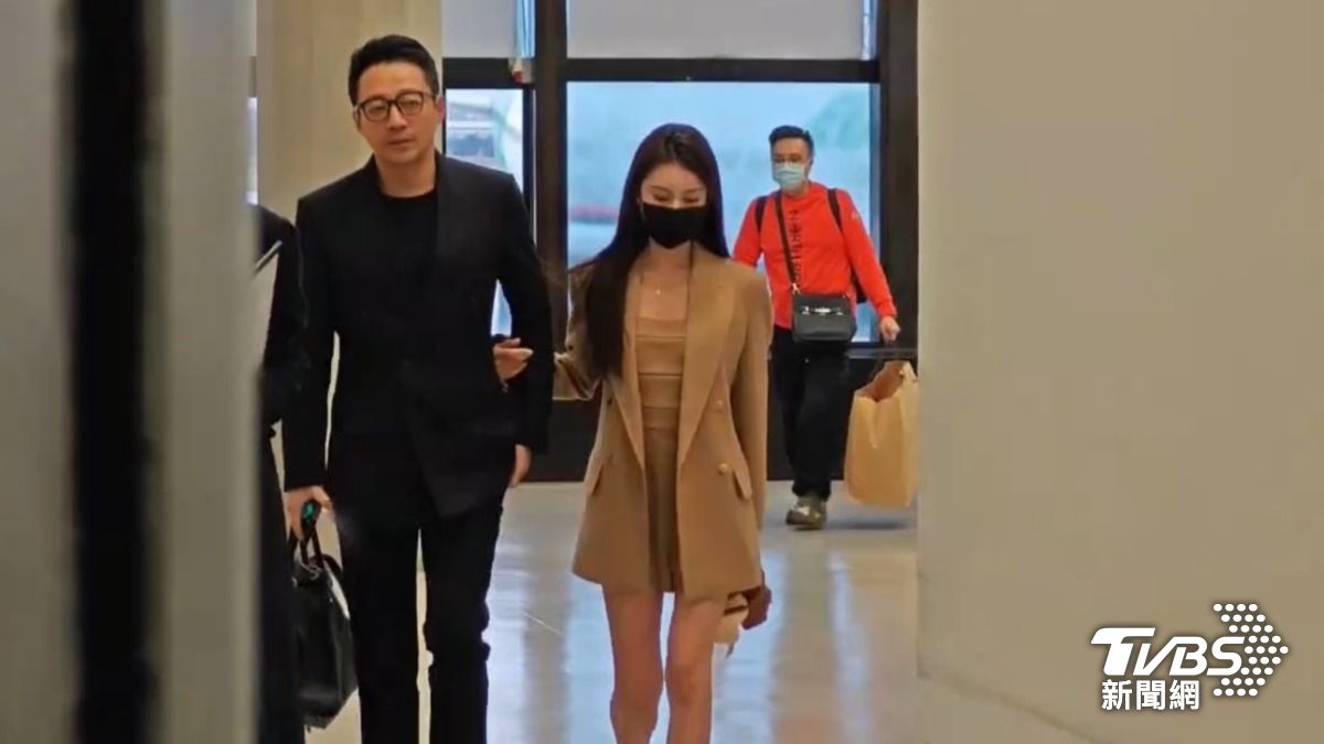 汪小菲現任妻子馬筱梅，過往婚內出軌黑歷史再度被挖出。（圖／翻攝自微博）